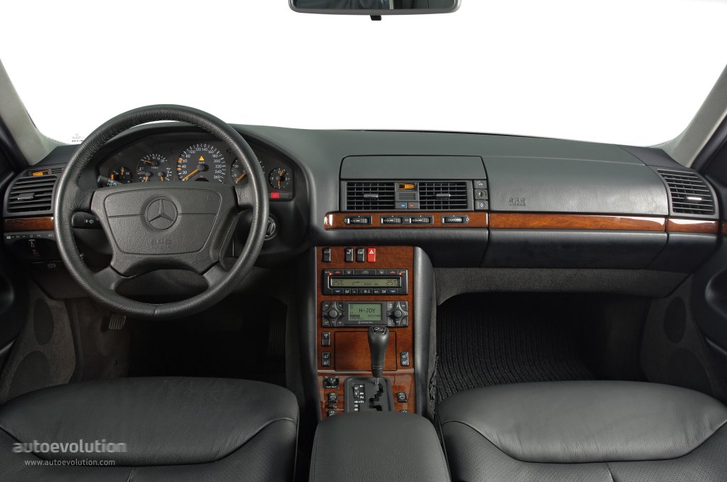Mercedes Benz S Class 1995