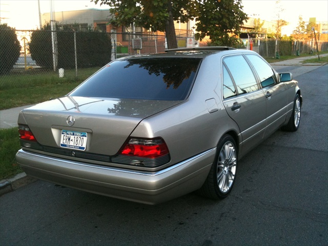 Mercedes Benz S Class 1995
