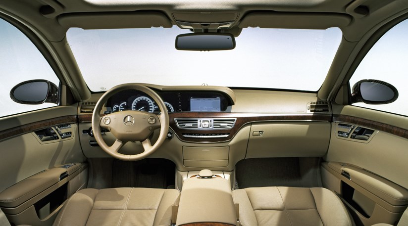 Mercedes Benz S Class 320