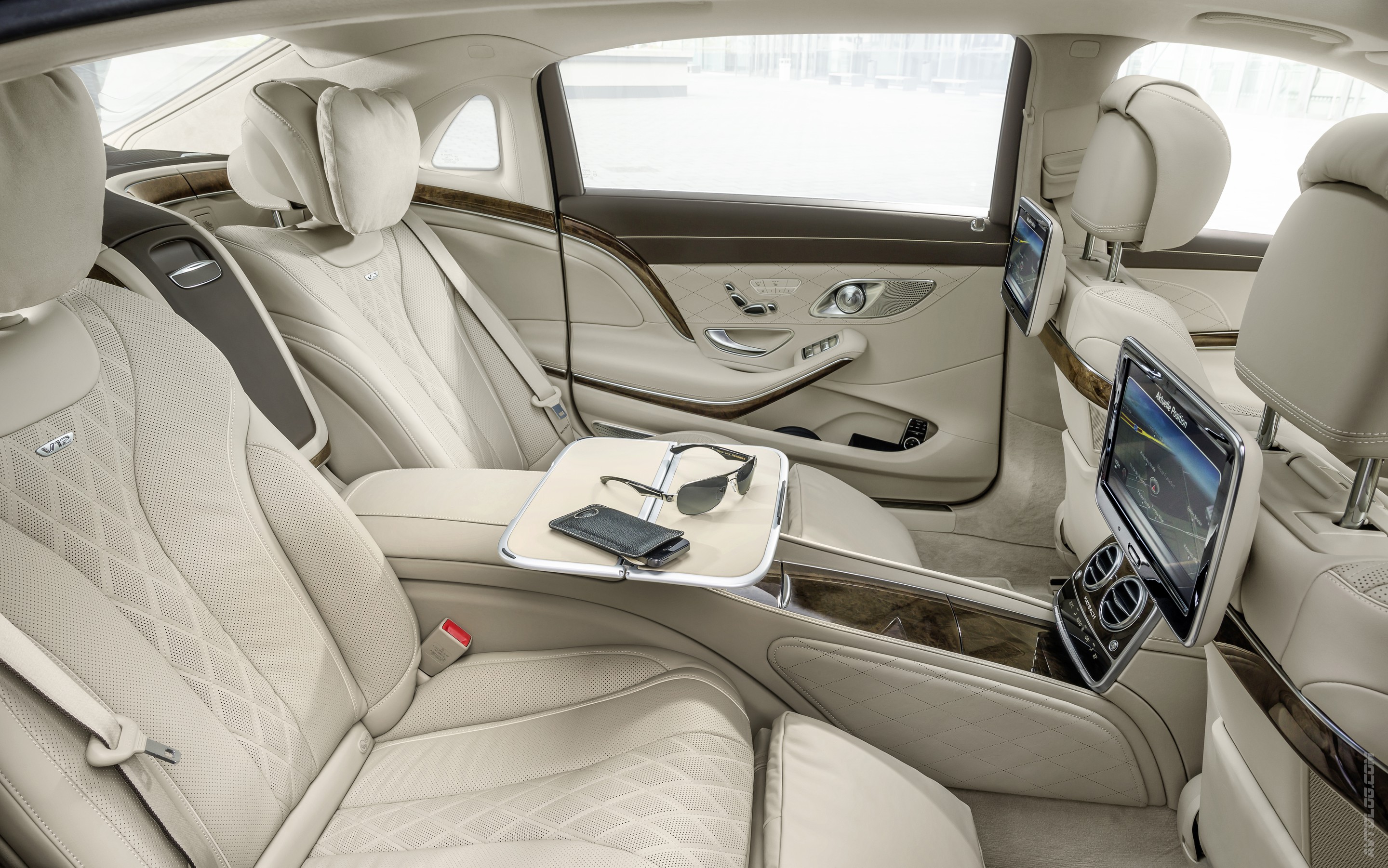 Mercedes Benz S Class Maybach 2015