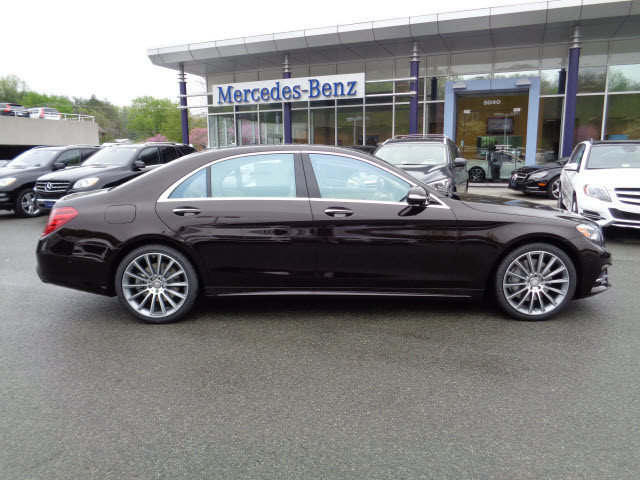 Mercedes Benz S Class Ruby Black