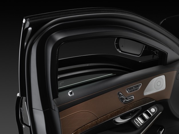Mercedes Benz S Class S600 Guard