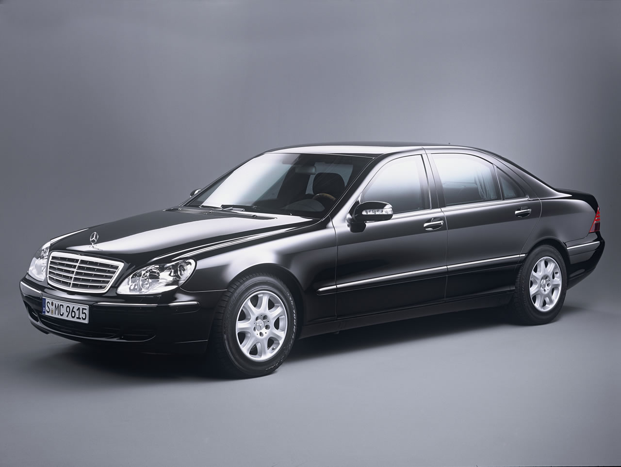 Mercedes Benz S Class W220