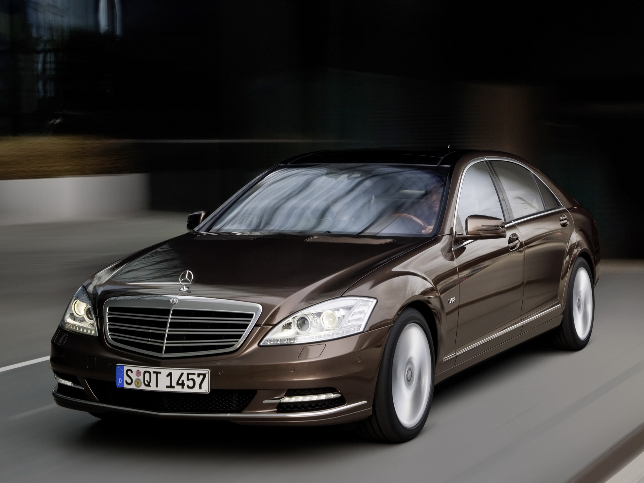 Mercedes Benz S Class W221