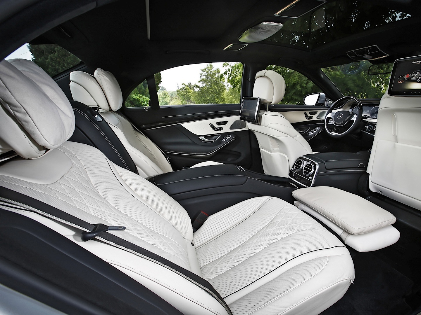 Mercedes Benz S Class W222