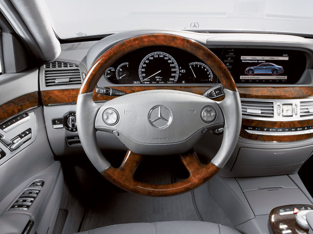 Mercedes Benz S550 2007