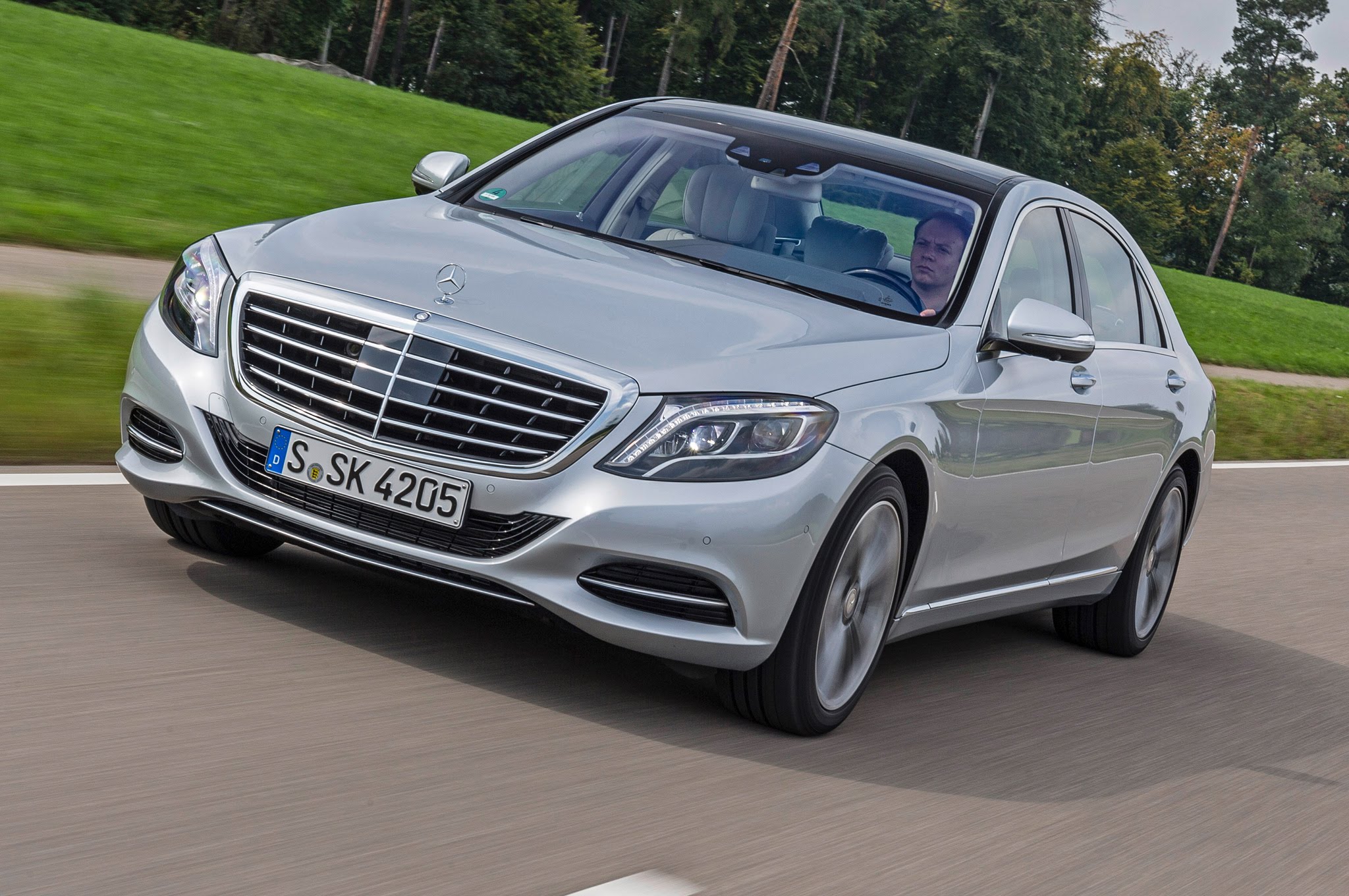 Mercedes Benz S550 2016