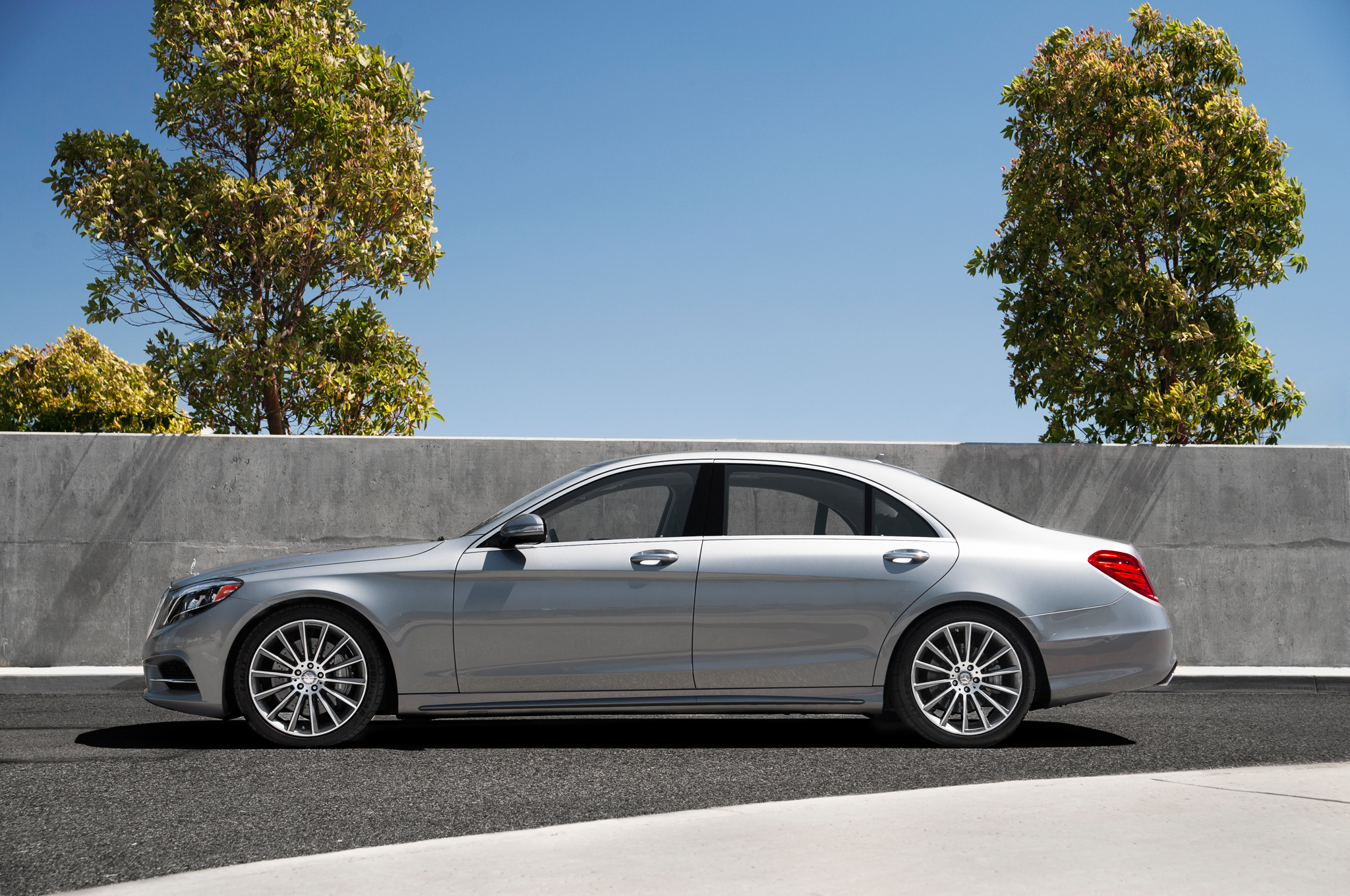 Mercedes Benz S550 4matic
