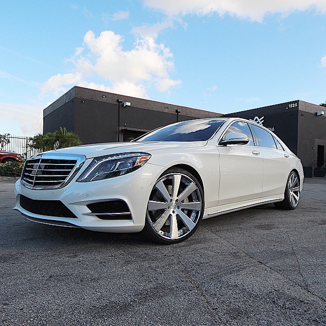 Mercedes Benz S550 Custom