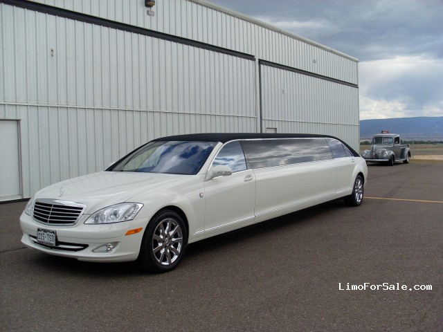 Mercedes Benz S550 Limousine