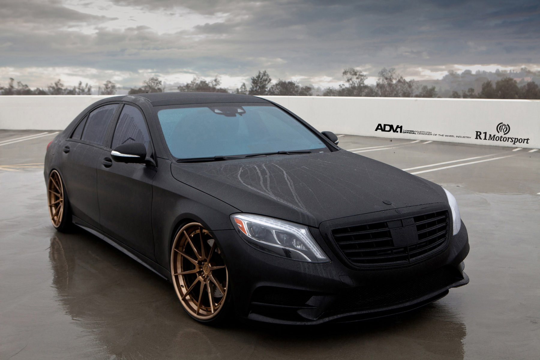 Mercedes Benz S550 Matte Black