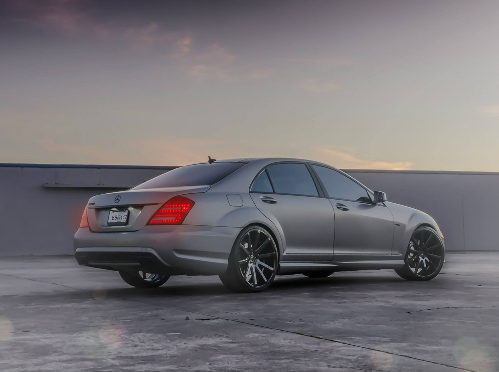 Mercedes Benz S550 Matte Black