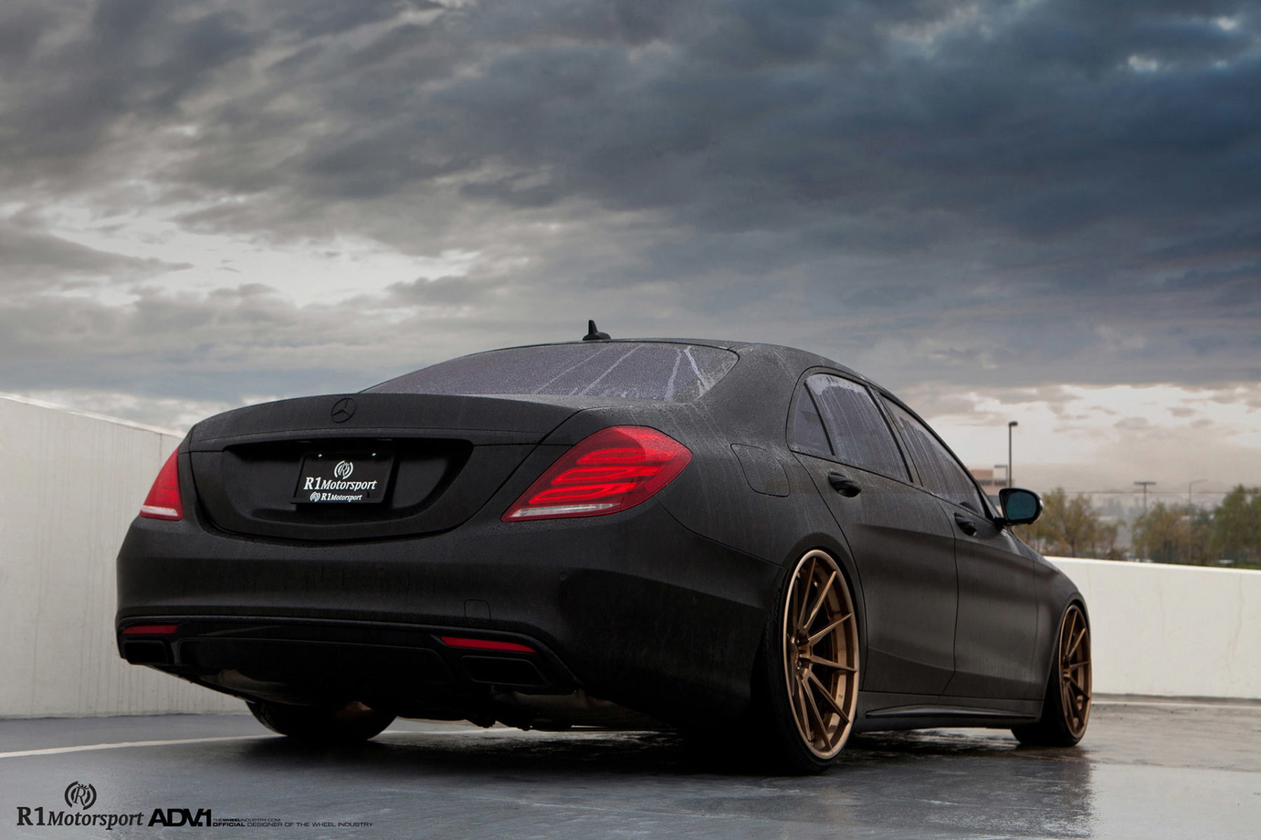 Mercedes Benz S550 Matte Black