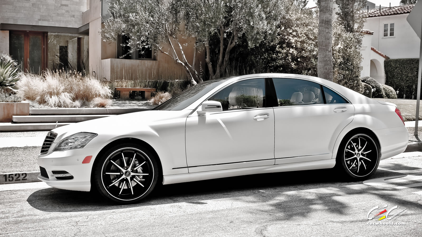 Mercedes Benz S550 White