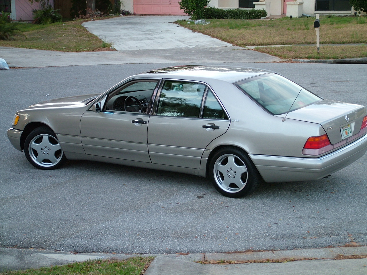Mercedes Benz S600 1996