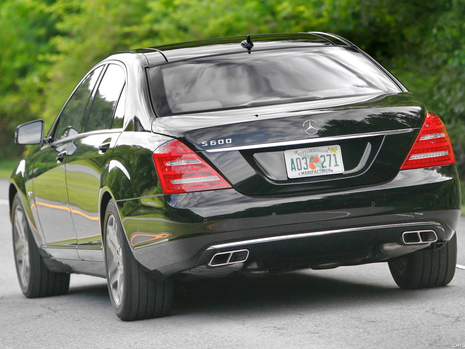 Mercedes Benz S600 2010