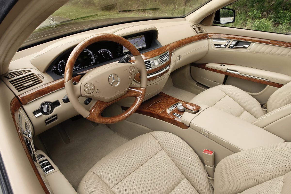 Mercedes Benz S600 2013