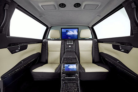 Mercedes Benz S600 Limousine
