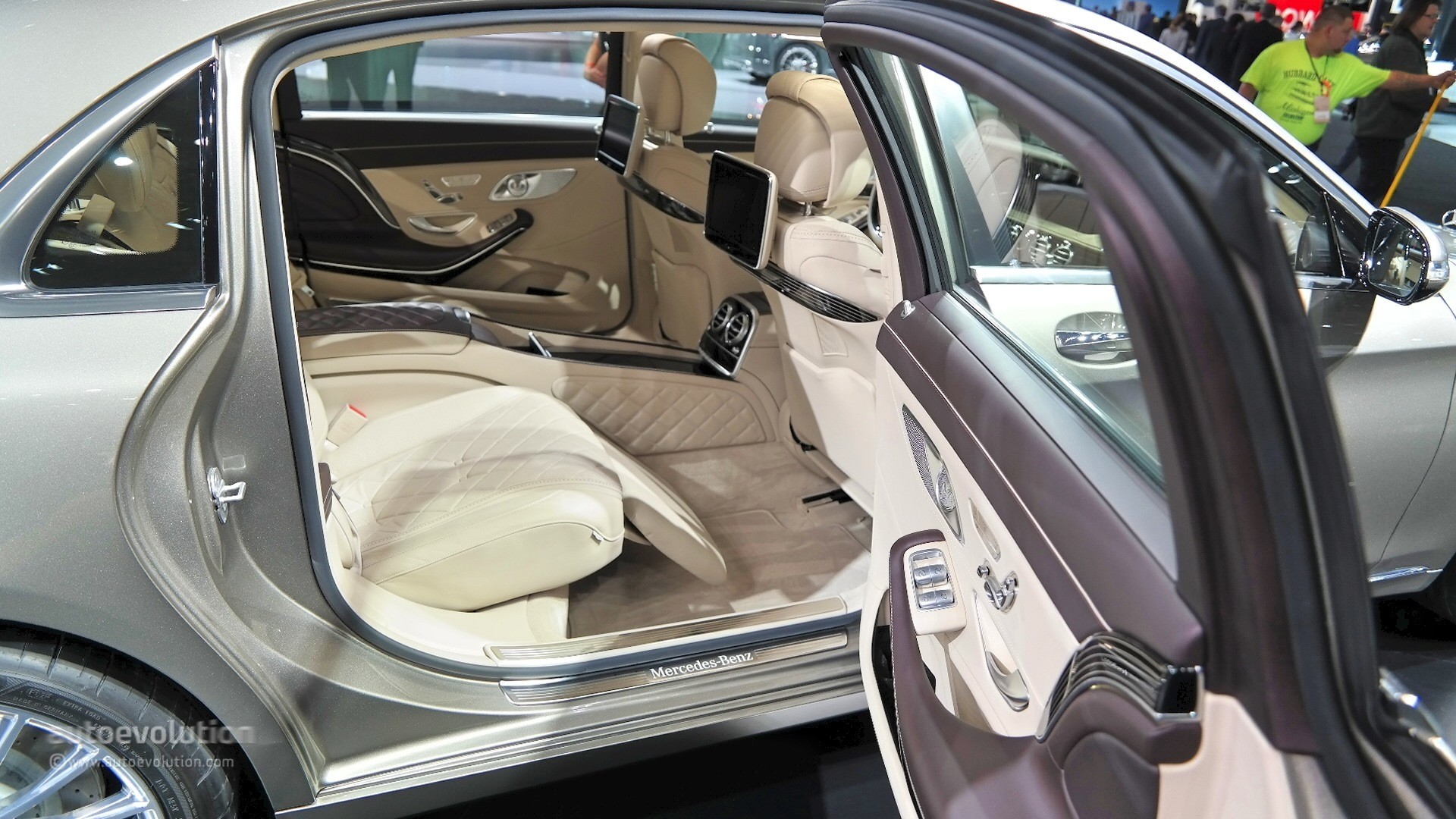Mercedes Benz S600 Maybach 2016