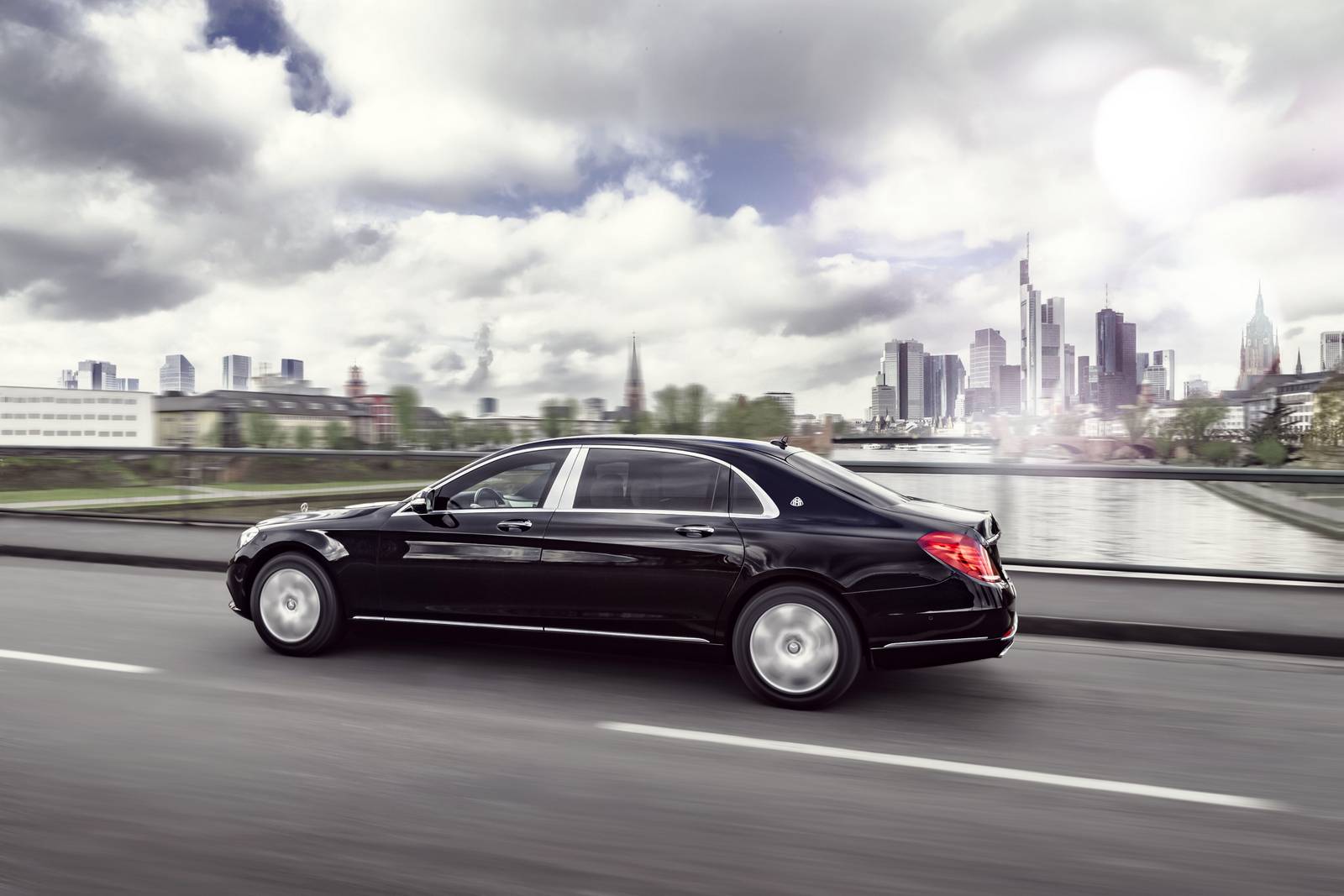 Mercedes Benz S600 Maybach 2017