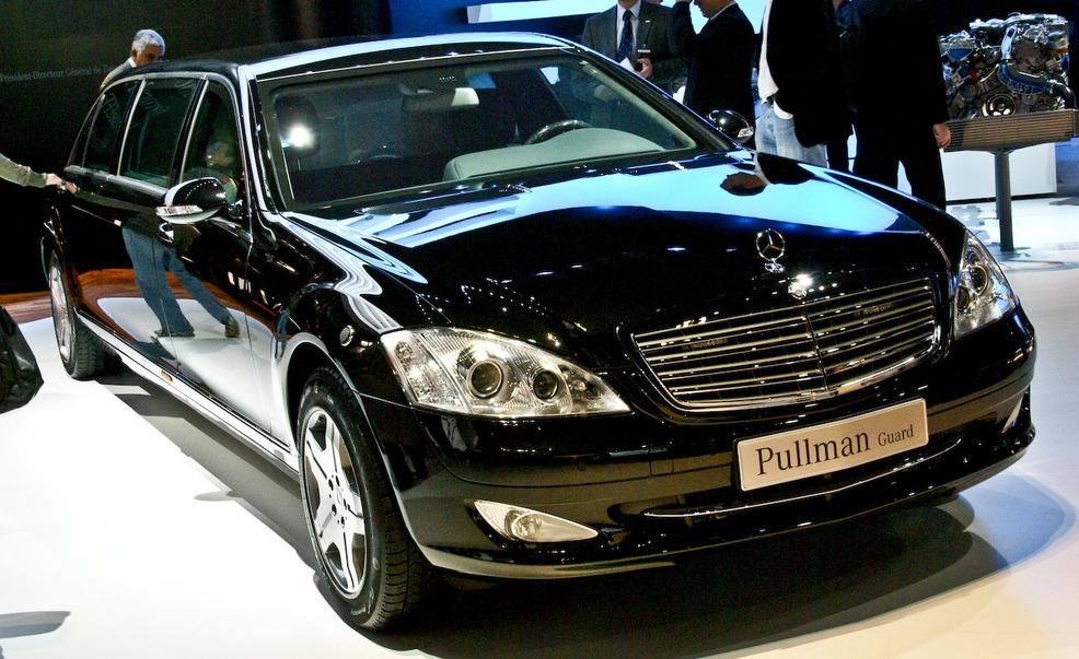 Mercedes Benz S600 Pullman Guard