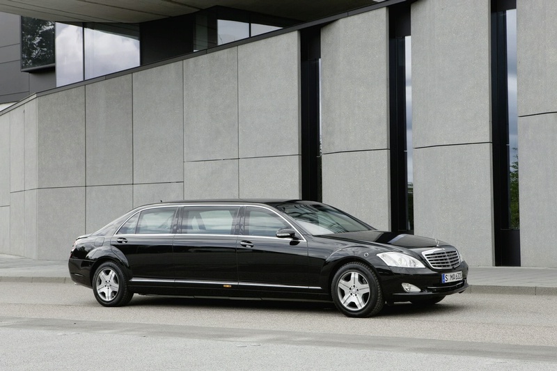 Mercedes Benz S600 Pullman Limousine