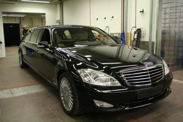 Mercedes Benz S600 Pullman Limousine