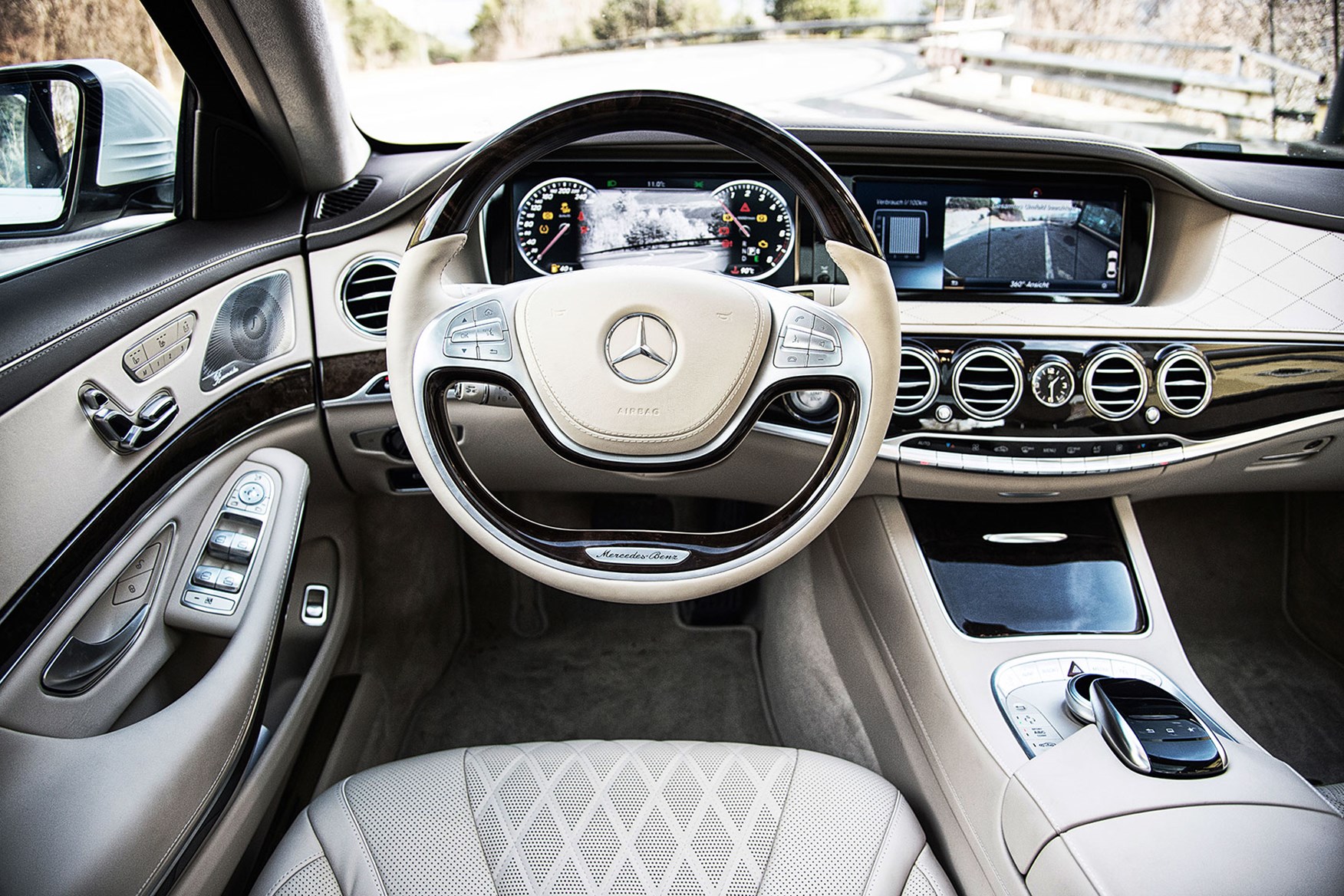 Mercedes Benz S600 Royale