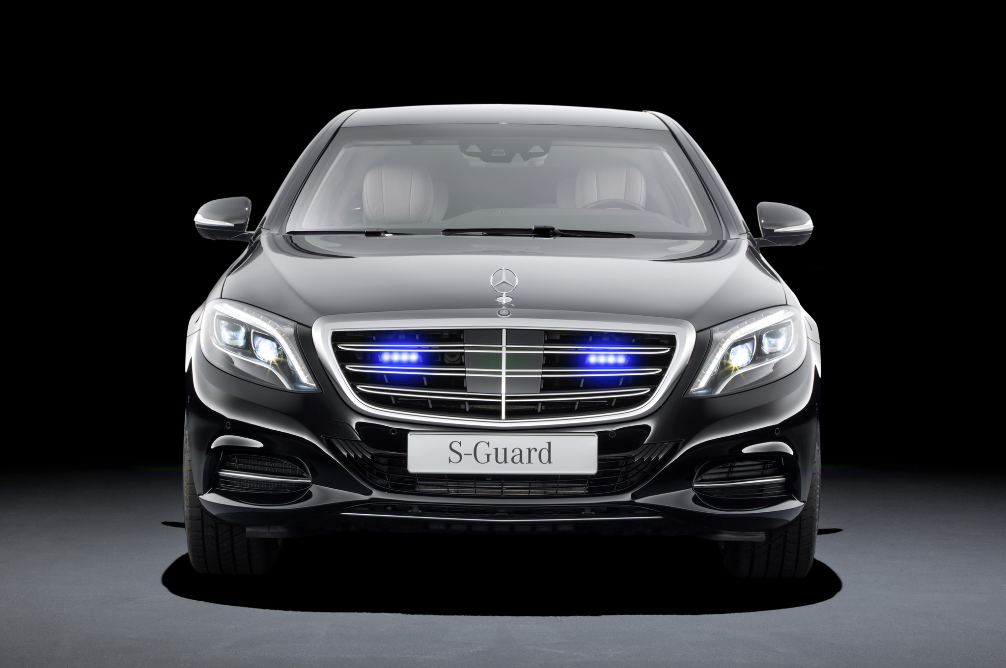 Mercedes Benz S600 Sedan
