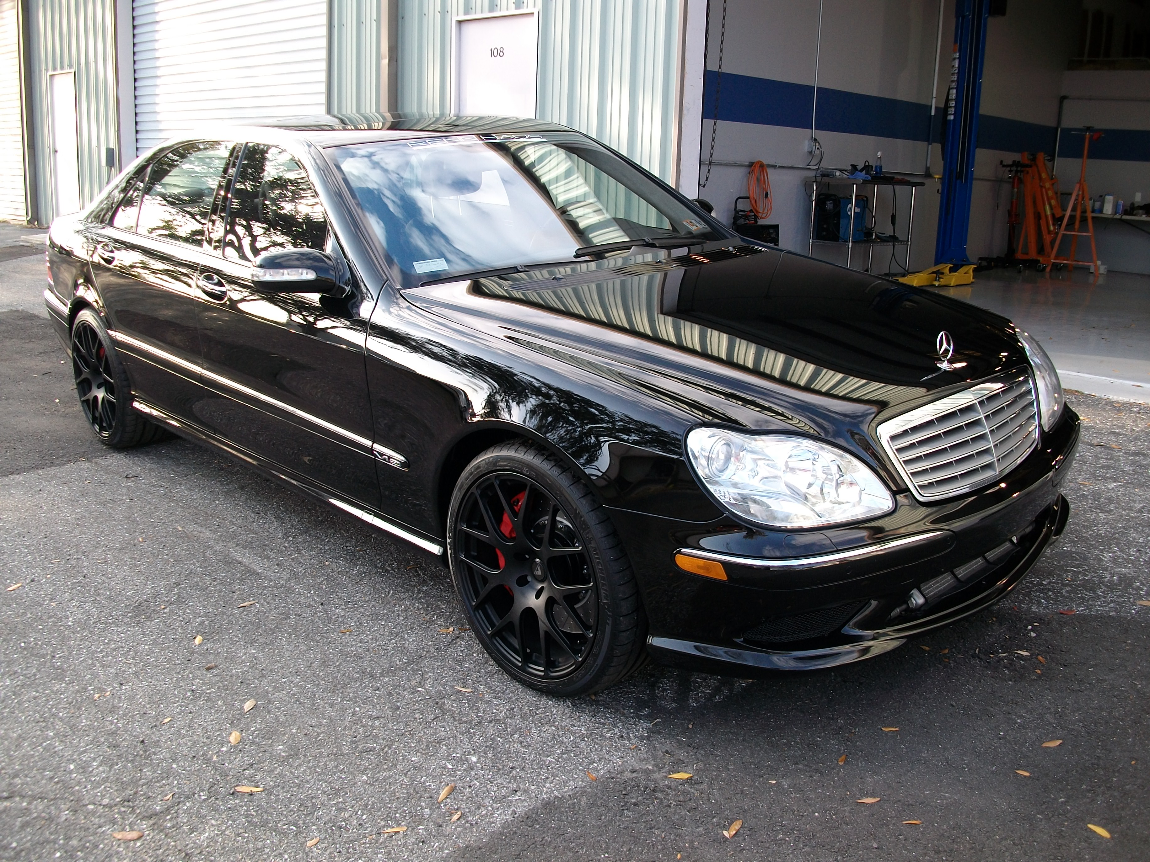 Mercedes Benz S600 V12