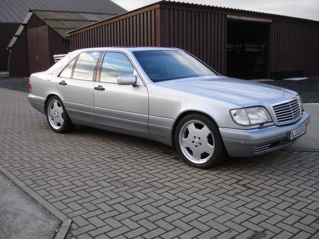 Mercedes Benz S600 W140