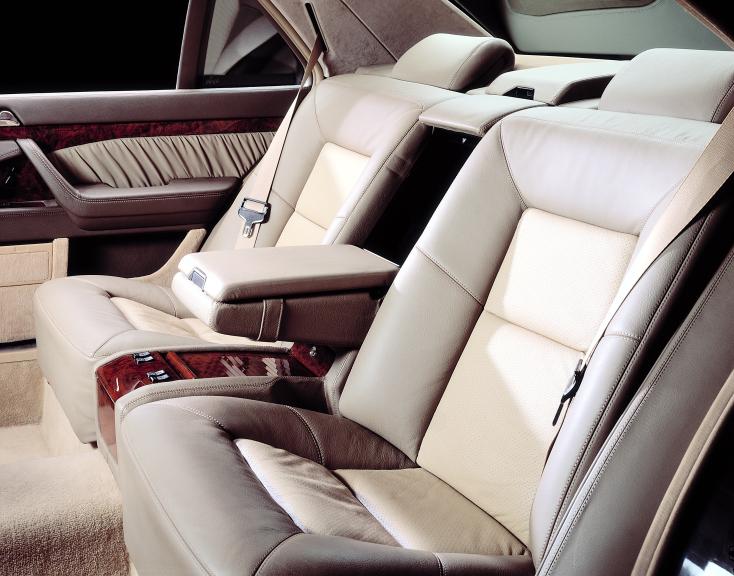 Mercedes Benz S600 W140