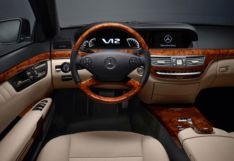 Mercedes Benz S600 W221