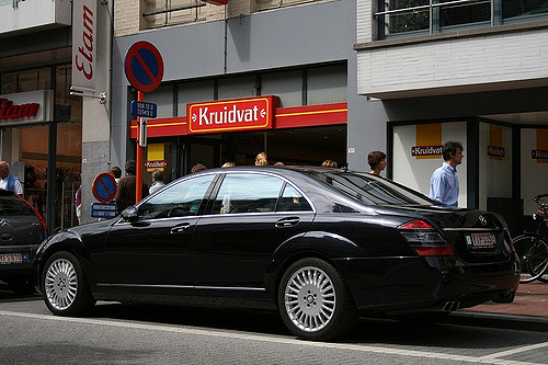 Mercedes Benz S600 W221