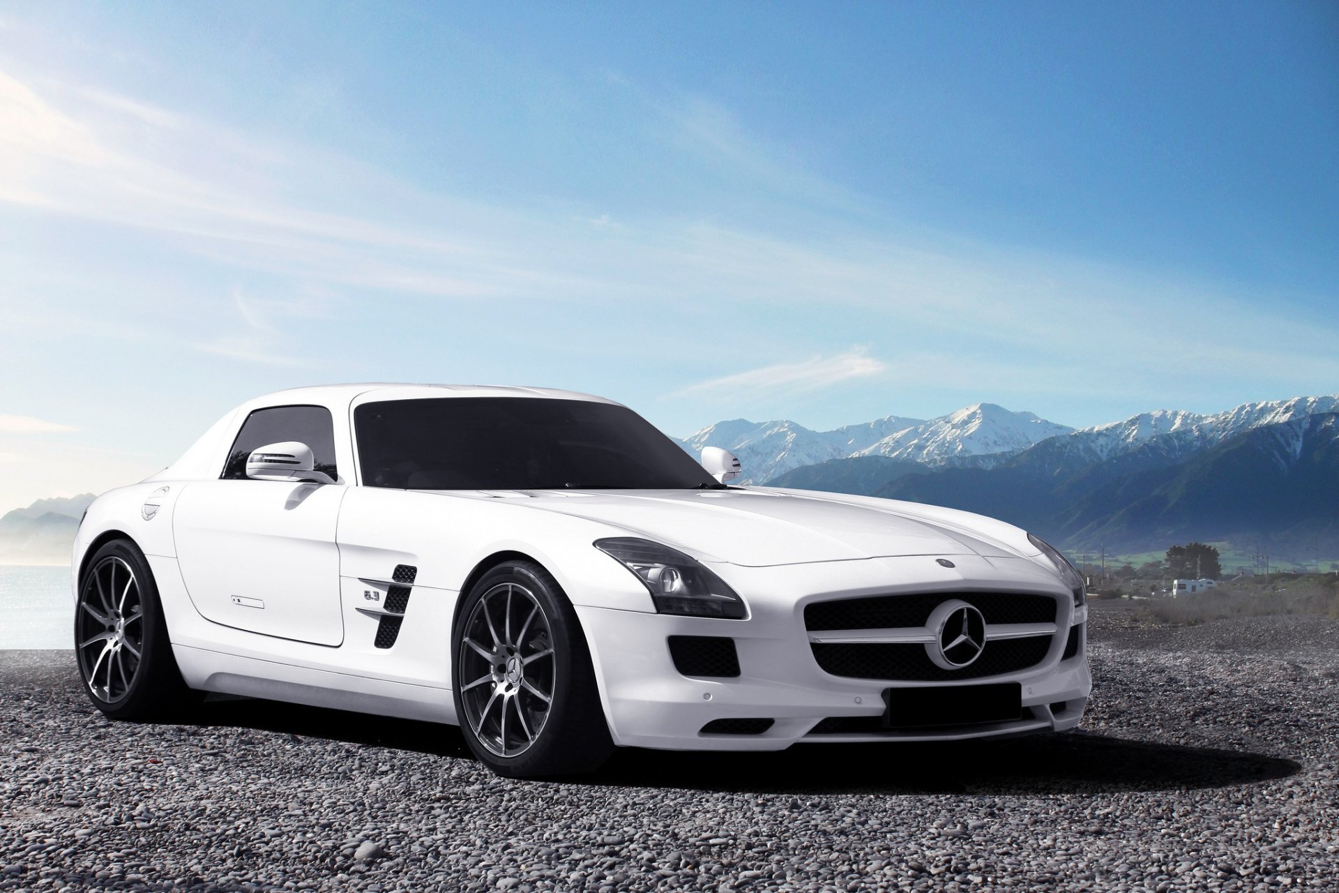 Mercedes Benz Sls White