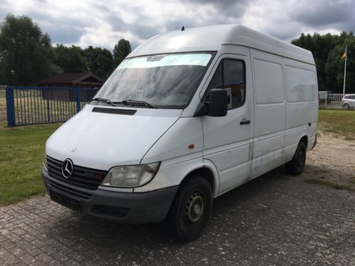 Mercedes Benz Sprinter 208 Cdi