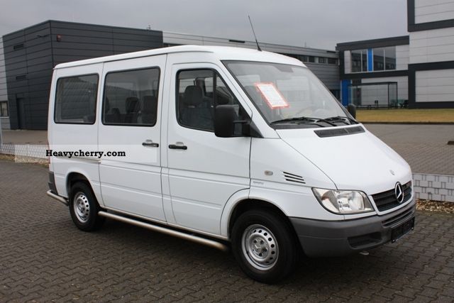 Mercedes Benz Sprinter 208