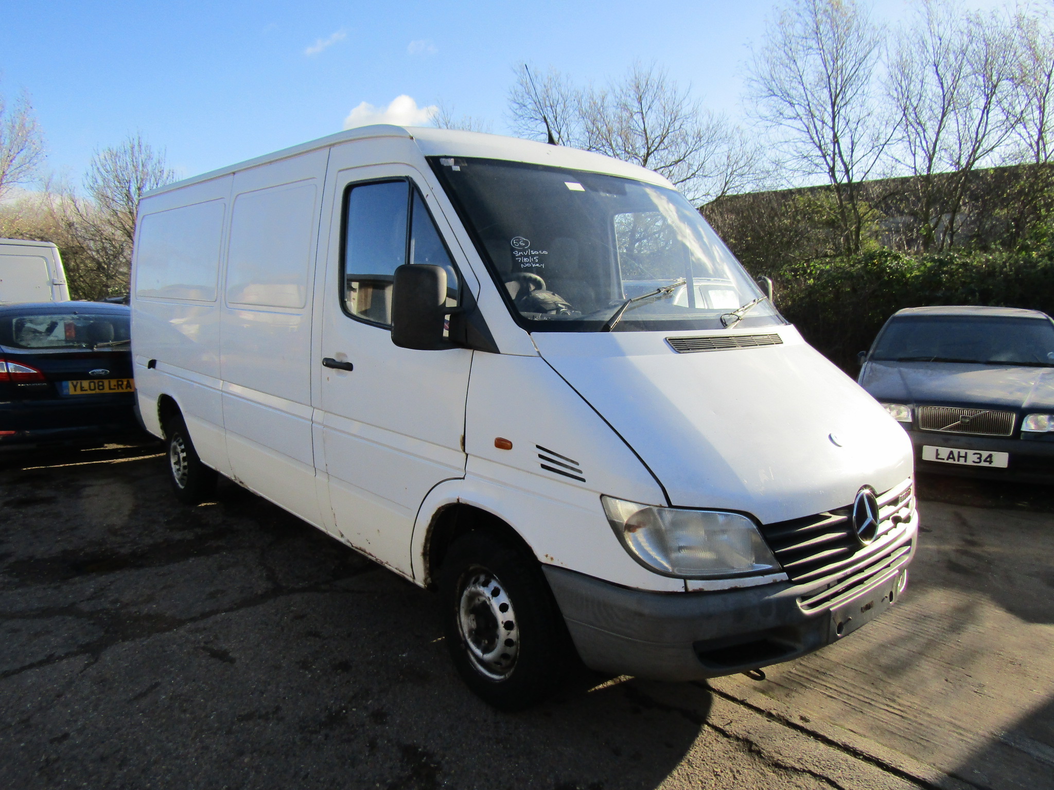 Mercedes Benz Sprinter 211