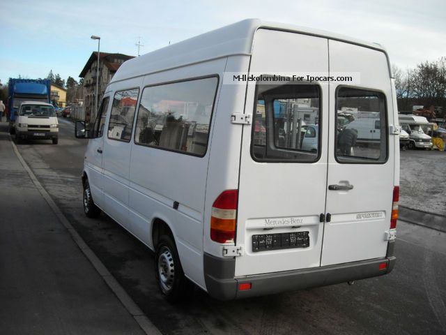 Mercedes Benz Sprinter 212