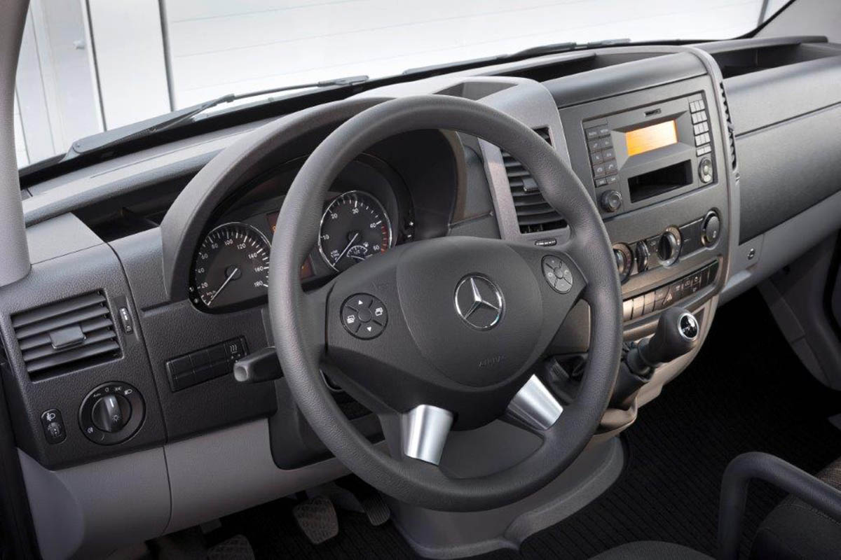 Mercedes Benz Sprinter 213