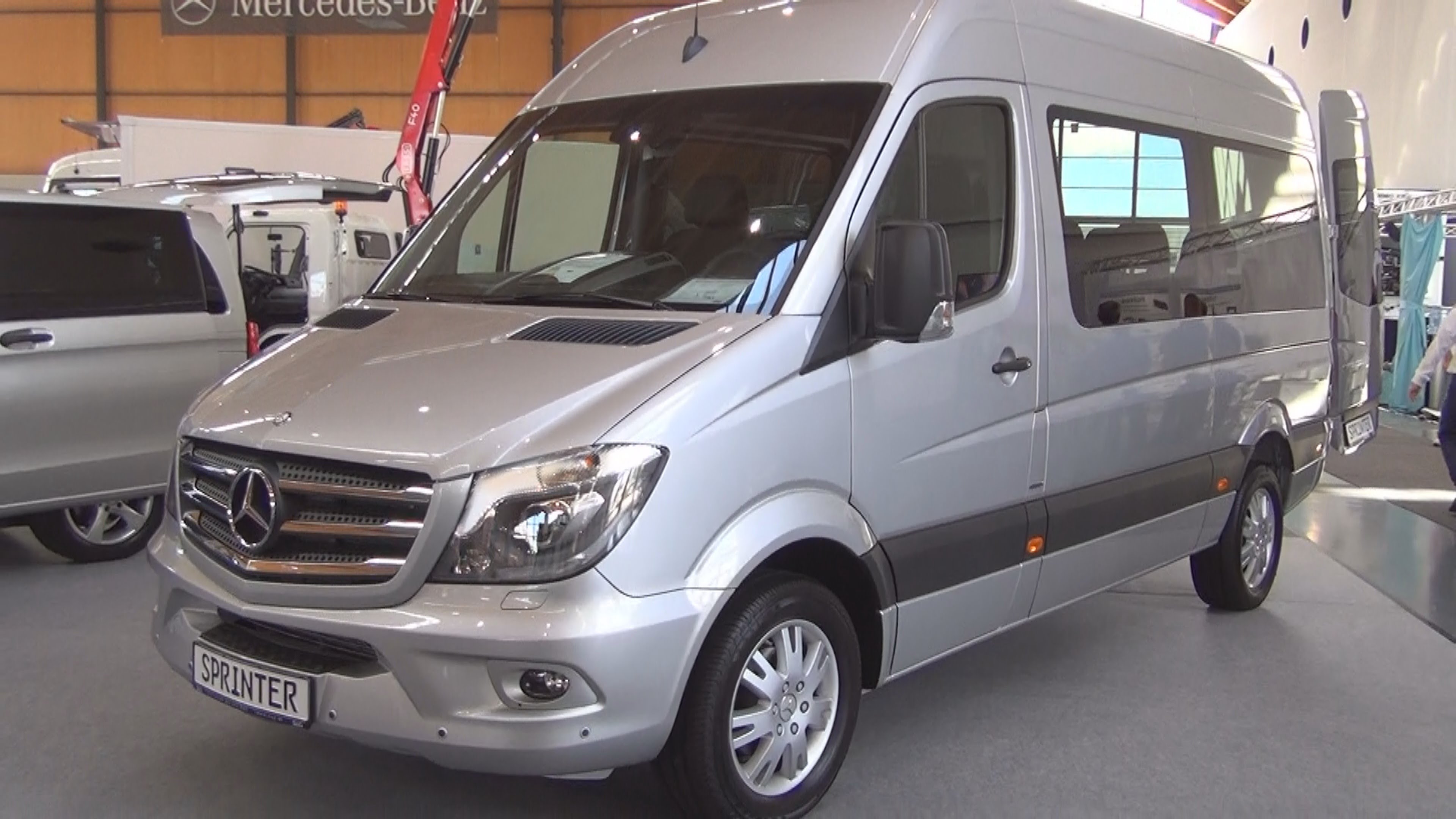 Mercedes Benz Sprinter 214