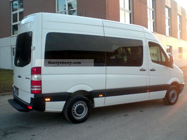 Mercedes Benz Sprinter 215