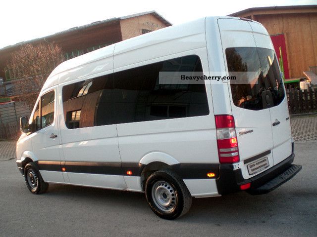Mercedes Benz Sprinter 215