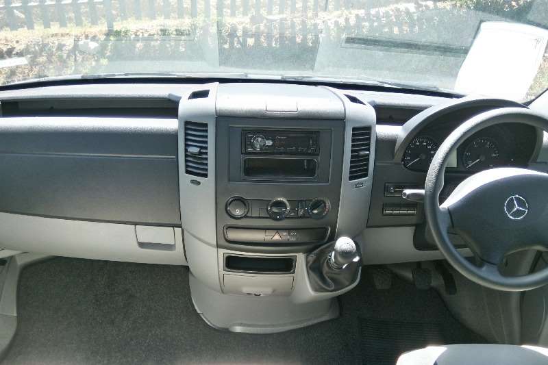 Mercedes Benz Sprinter 22 Seater