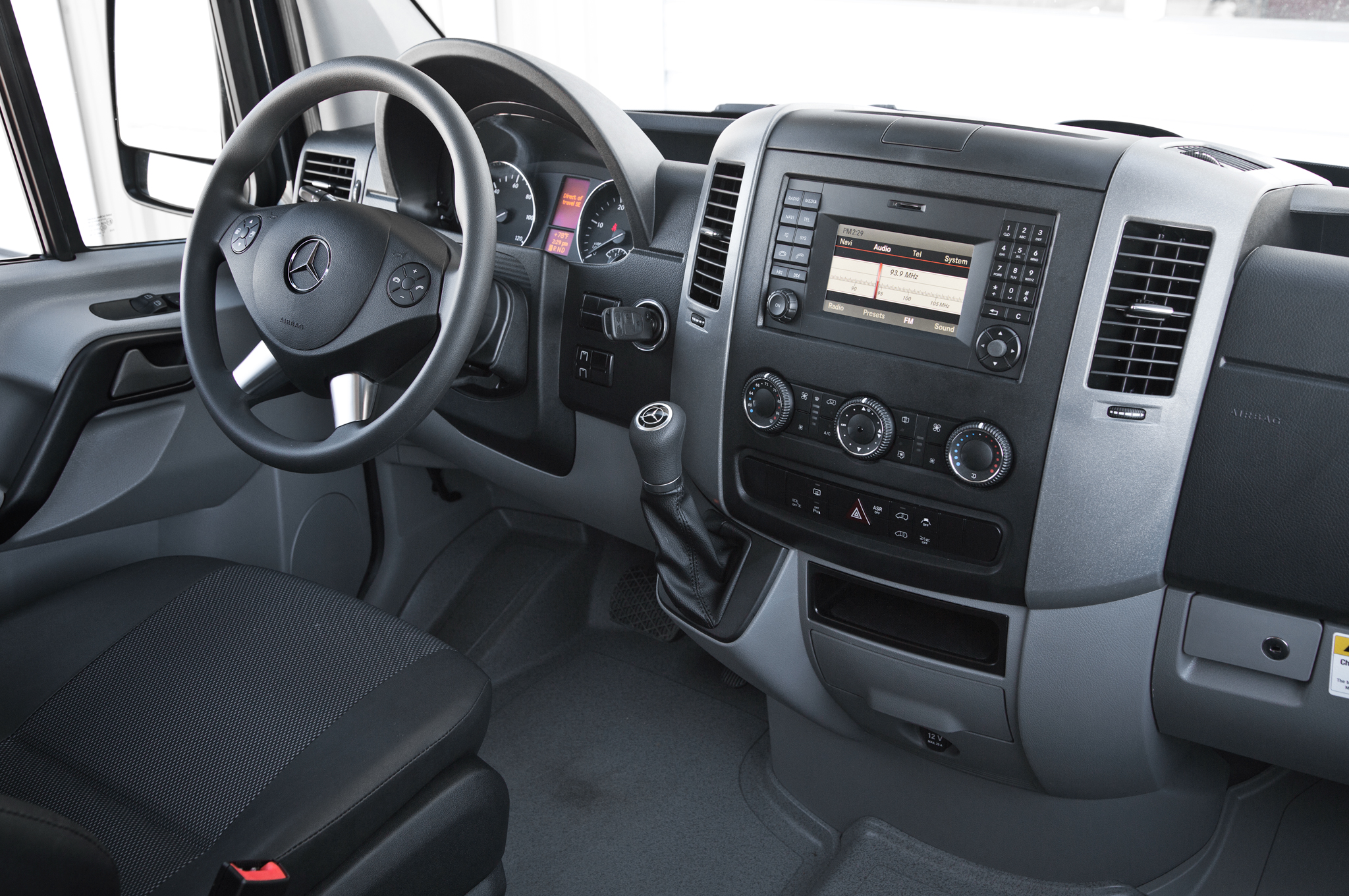 Mercedes Benz Sprinter 2500