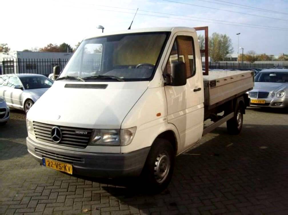 Mercedes Benz Sprinter 308