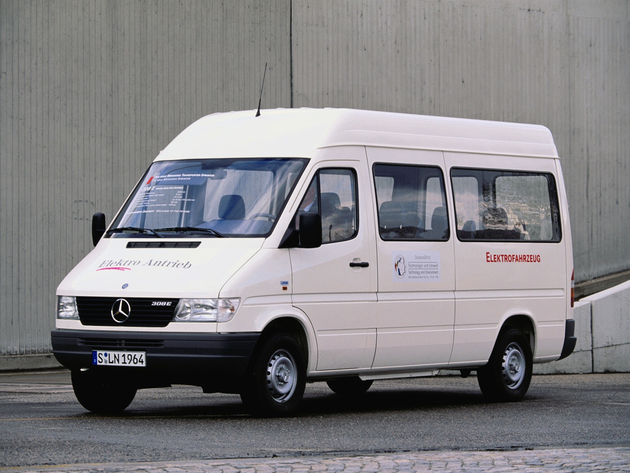 Mercedes Benz Sprinter 308