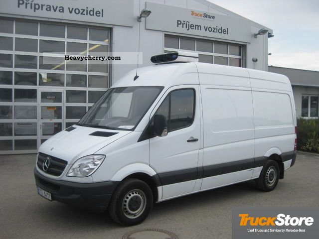 Mercedes Benz Sprinter 310