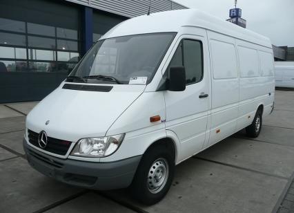 Mercedes Benz Sprinter 313