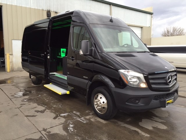Mercedes Benz Sprinter 3500